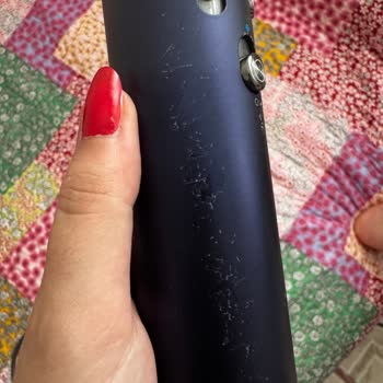 Dyson Airwrap'in 3 Ayda Soyulan Dış Yüzeyi