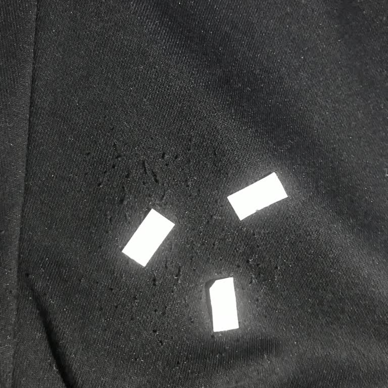 Aldığım Eşofmanın Tüylendi, Mağaza Yardımcı Olmadı!