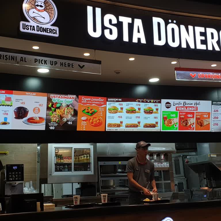 Üsküdar'daki AVM'de Felaket Deneyim