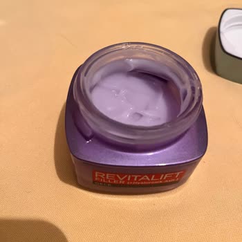 Watsons Mağazasında Korumasız Ürün Şoku