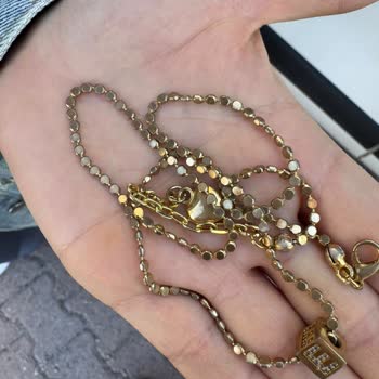 Kısa Sürede Kararan Kolye Ve İlgisiz Müşteri Hizmetleri