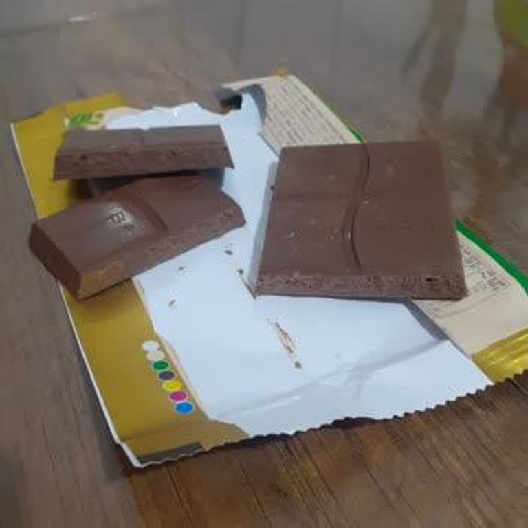 Ülker Hayal Kırıklığı Boş Ve Taze Olmayan Çikolatalar