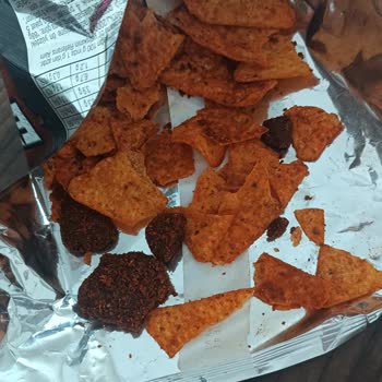 Doritos Paketinden Çıkan Yabancı Cisimler Şaşırttı