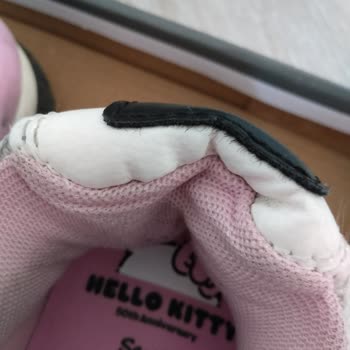 Bayram Sevinci Ayakkabı Hayal Kırıklığına Dönüştü