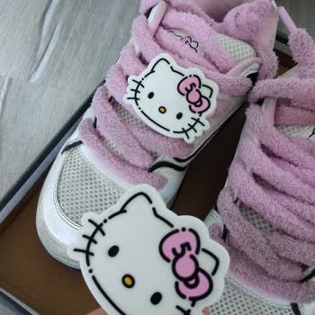 Bayram Sevinci Ayakkabı Hayal Kırıklığına Dönüştü