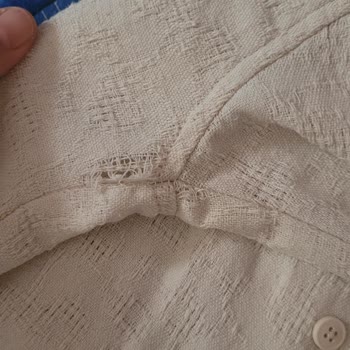 DeFacto Gömlek: 3 Giyim Sonrası Yırtılma Sorunu