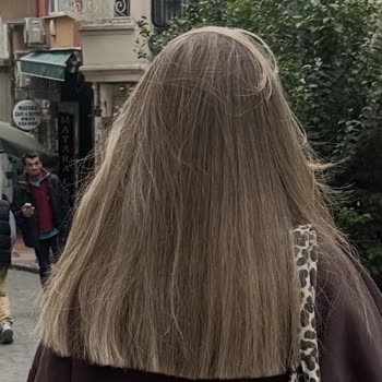 Kuaförde Hayal Kırıklığı: Beklentilerin Altında Bir Deneyim