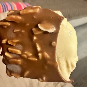 Bozuk Magnum Dondurma: Paramızın Karşılığını Alamıyoruz
