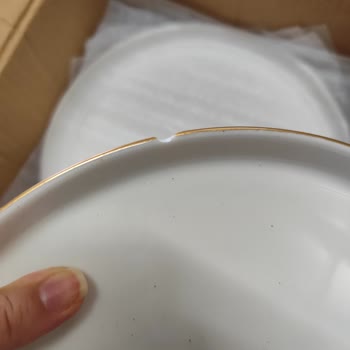 Evidea'dan Gelen Kırık Ve Defolu Yemek Takımı Şoku