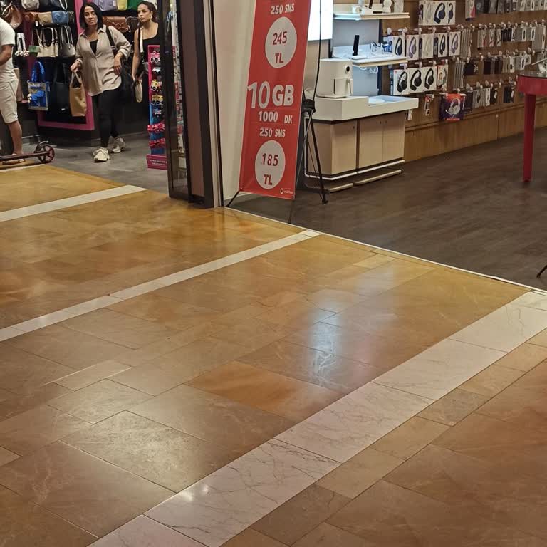 Vodafone Mağazasında Yanıltıcı Tarifeler Ve İptal Sorunu