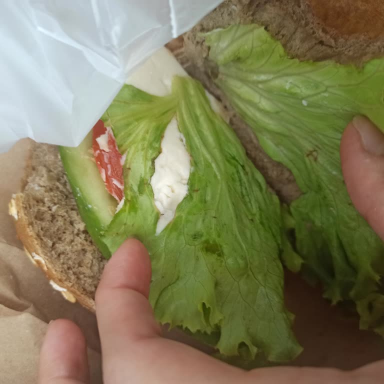 Pak Fırın Aldığım Sandviç Bozuk Çıktı