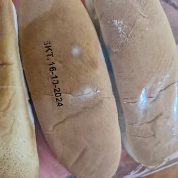 BİM'den Aldığım Küflü Sandviç Ekmeği Sağlığımızı Tehdit Ediyor