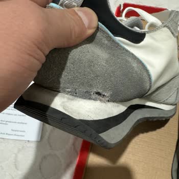 Alberto Guardiani Ayakkabıda Ciddi Deformasyon!