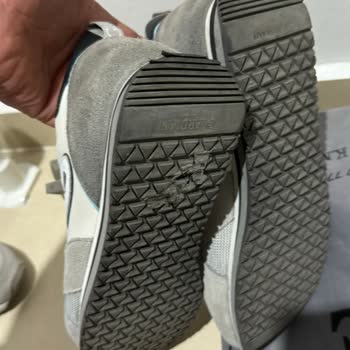 Alberto Guardiani Ayakkabıda Ciddi Deformasyon!