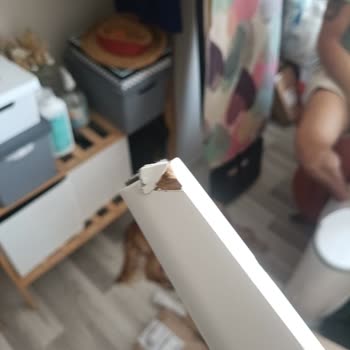 Kusurlu Dolap Ayakları Ve İletişim Sorunları