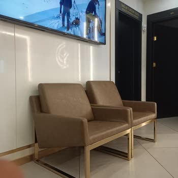 Op. Dr. Yuliya Doster Uzun Süre Bekletildik!