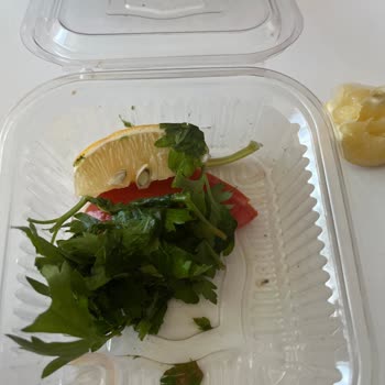 Lahmacun Yanındaki Malzemelerin Yetersizliği