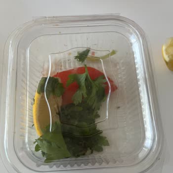 Lahmacun Yanındaki Malzemelerin Yetersizliği