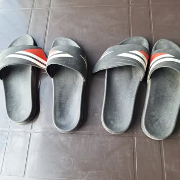 Сандалии и шорты Nautica испортились после минимального использования