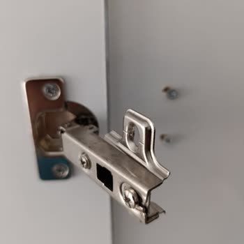 Gardırop Montajında Eksiklik Ve Hatalar