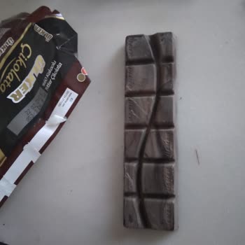 Bozuk Ve Küflü Çikolatalar: Ülker'e Güvenimiz Sarsıldı