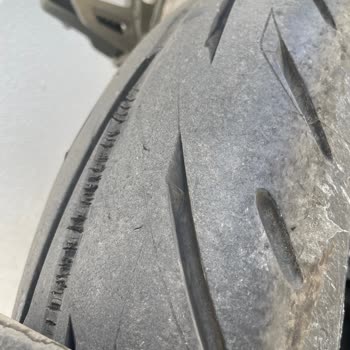 CFMOTO 250NK'da Güvenlik Sorunları Ve Kalitesiz Lastikler