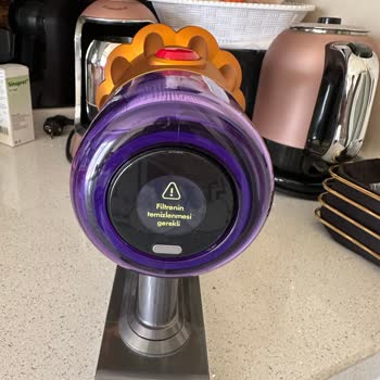 Dyson V12 Süpürgemde Bitmeyen Filtre Sorunu