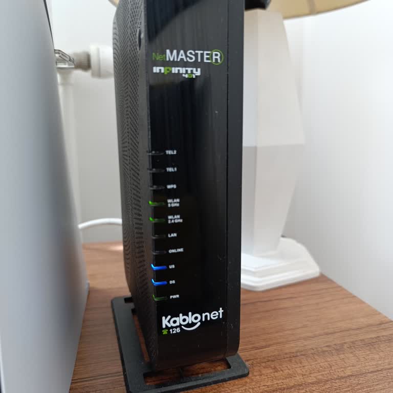 Sürekli Kesilen İnternet Ve İlgisiz Müşteri Hizmetleri