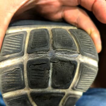 Skechers Ayakkabıda Beklenmedik Çatlak