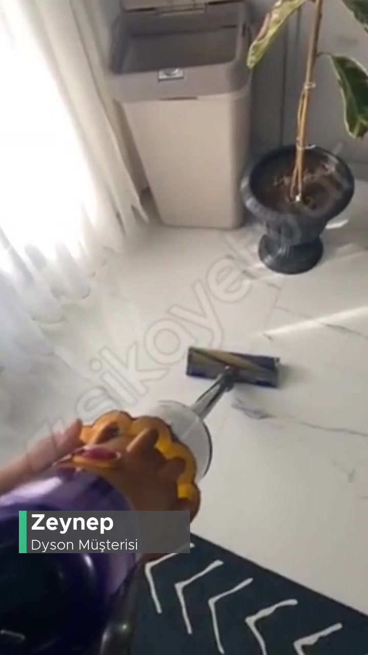 Dyson V12 Çalışırken Kendi Kendine Duruyor! videonun kapak resmi