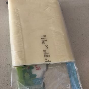 Sütaş Kaşar Peynirinde Şaşırtan Siyah Cisim