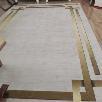 Simenteks Halıda Kendiliğinden Oluşan Kesik Sorunu