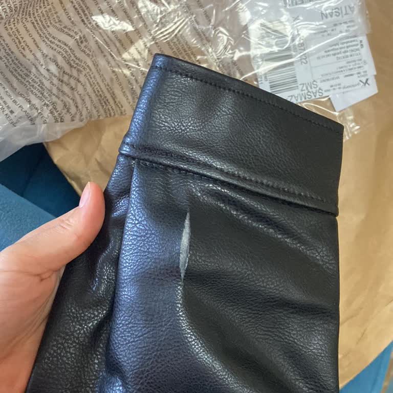 H&M'den Defolu Ürün Ve Eksik İndirim Mağduriyeti