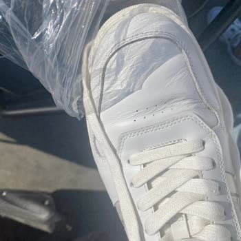 Calvin Klein Ayakkabının 2 Ay İçinde Yıpranması