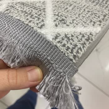 Padişah Aspen Halımın Saçak Sorunu Ve İlgisiz Hizmet