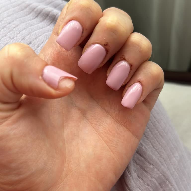 Manikür Hizmetinde Hayal Kırıklığı: Zaman Ve Para Kaybı