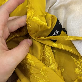 Zara'dan Gelen Hasarlı Elbise Ve Tekrarlayan Sorunlar