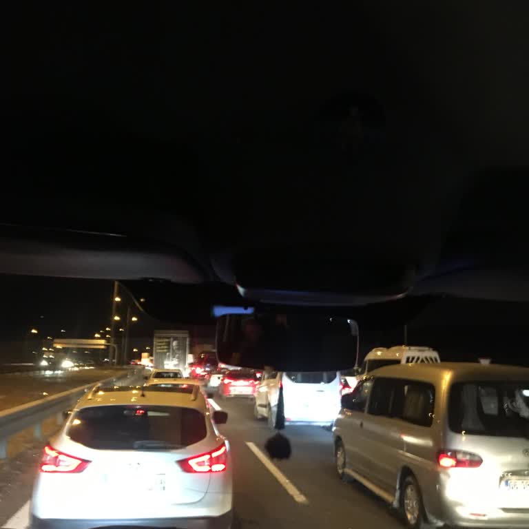 Yakacık Üst Geçidi Çalışmaları Neden Gecikiyor?