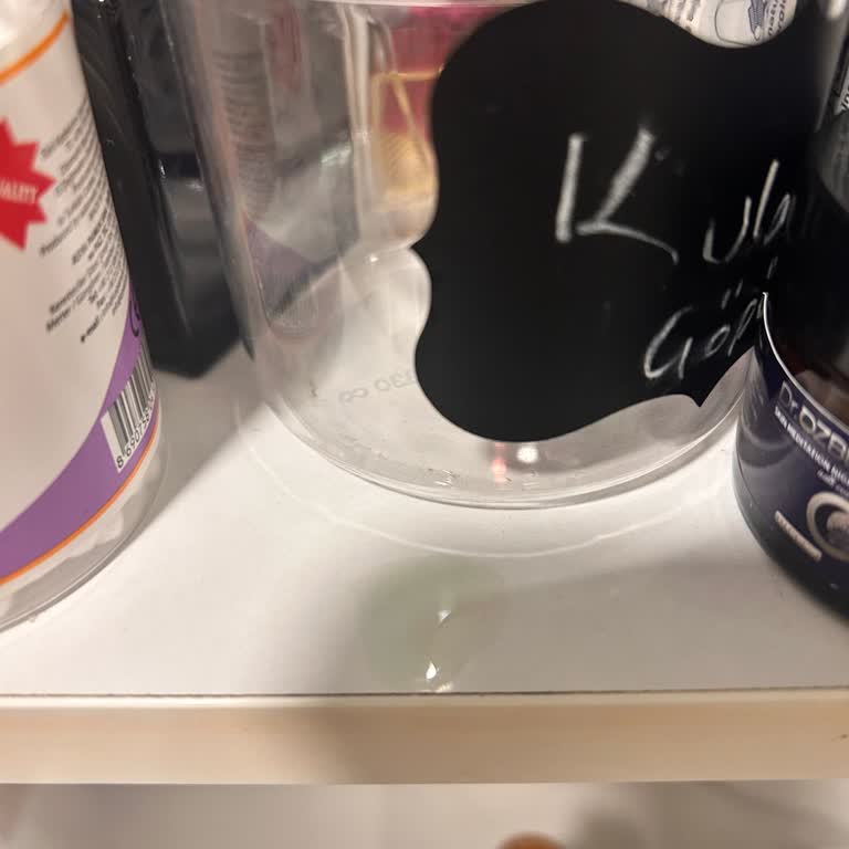 Yağ Sızdıran Ürün Ve İlgisiz Satıcı