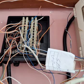 Modem Kurulumu Mağduriyeti: İki Firma Arasında Kalan Müşteri