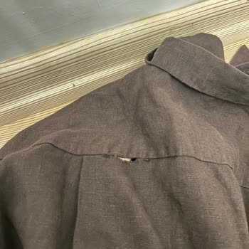 Massimo Dutti'den Aldığım Gömlek İlk Yıkamada Delindi!