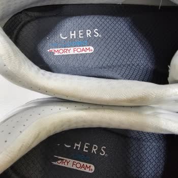 Skechers Ayakkabıda Hayal Kırıklığı: 1 Ayda Yıpranan Ürün Ve Olumsuz Garanti Deneyimi