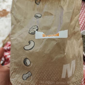 Bayat Çekirdek Ve Yanıltıcı Paketleme Tarihi