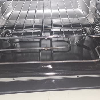 Simfer Fırının Kapak Ve Tepsi Sorunları Üzdü