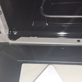 Simfer Fırının Kapak Ve Tepsi Sorunları Üzdü