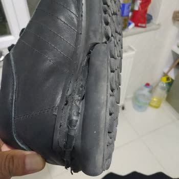 YDS Shop'tan Aldığım Ayakkabının Kalitesizliği Ve Mağduriyetim