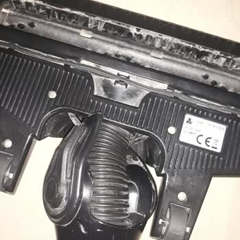 Bosch Süpürge Başlığı Kendi Kendine Kırıldı