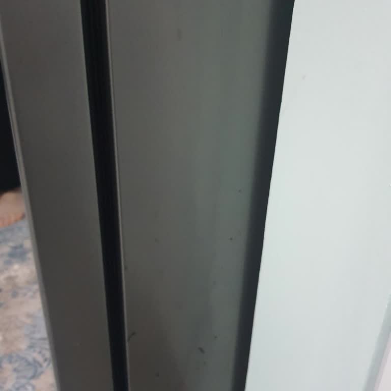 Arçelik Buzdolabında Renk Değişikliği Ve Yetersiz Servis Desteği