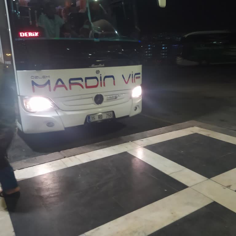 Gecikmeli Otobüs Yolculuğu Ve Saygısız Şoför Davranışı
