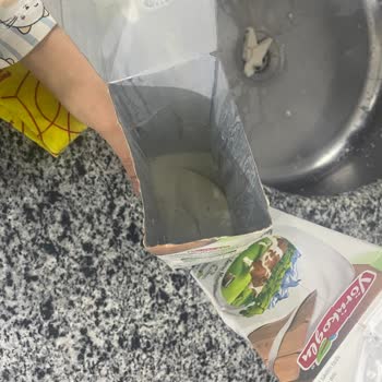 Bozuk Sütler Sağlığımızı Tehdit Ediyor